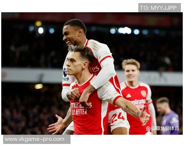 英超激战：马竞狂胜曼联红牌事件引发全场热议与数据分析