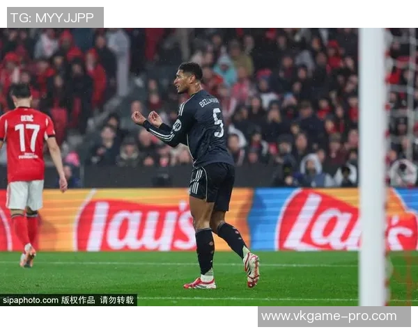 中超精彩对决巴黎圣日耳曼完胜本菲卡神扑时刻引发全场热烈反响