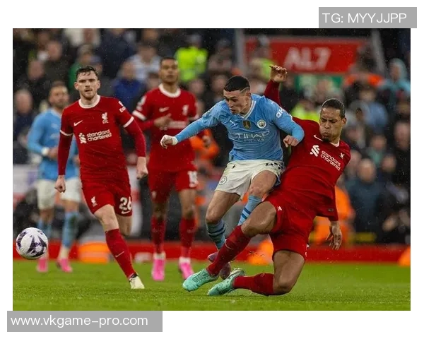 西甲激战：利物浦逆转曼城精彩瞬间回顾与十大进球盘点