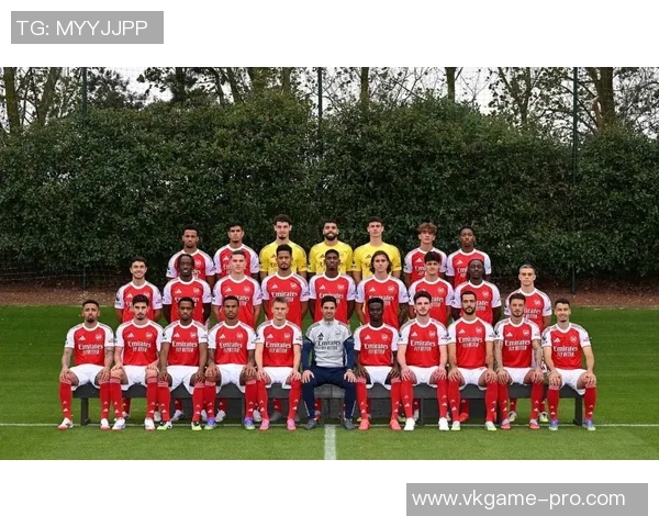 友谊赛精彩回顾AC米兰逆转拜仁上演帽子戏法引爆全场激情